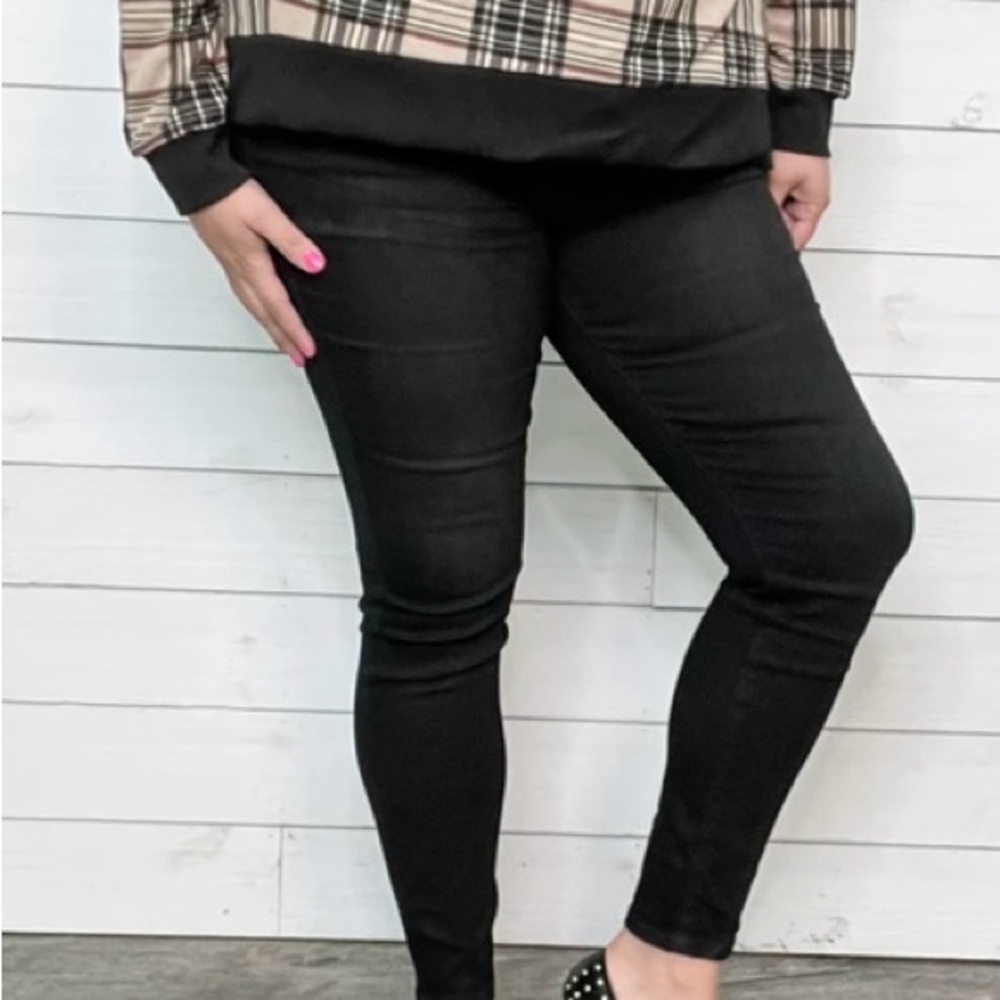 Judy Blue Black “Coal for Christmas “ Skinny Jeans NWT